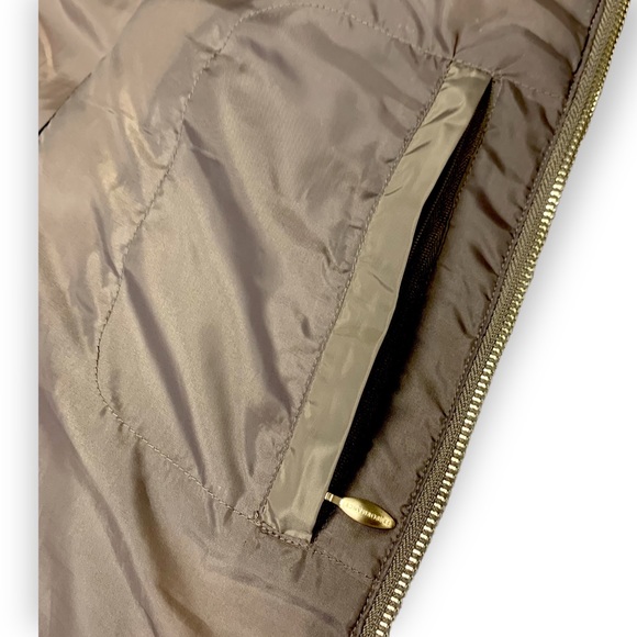 Like New Calvin Klein Performance Puffer Vest Ribbed Knit Side Panels Tan Black - Picture 11 of 15